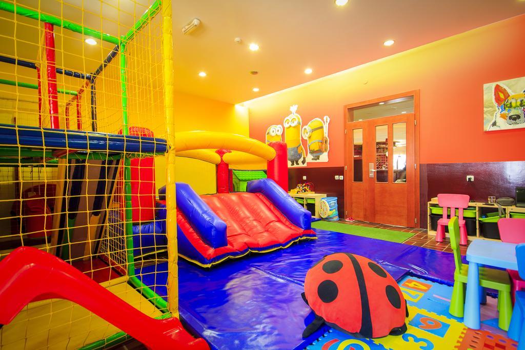 Hotel Junior โคเปานิก ภายนอก รูปภาพ