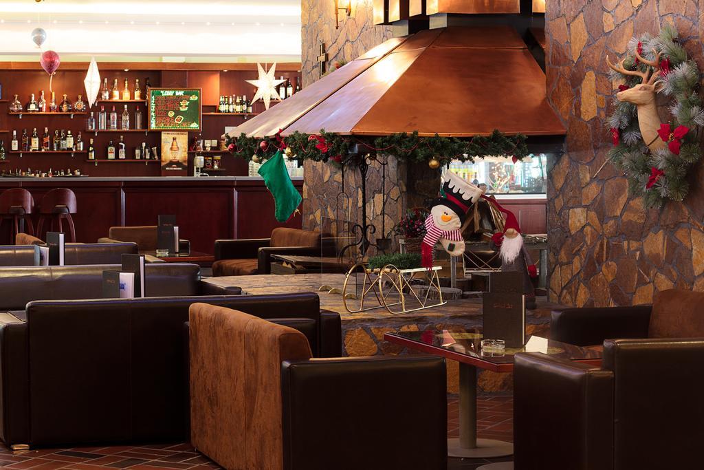 Hotel Junior โคเปานิก ภายนอก รูปภาพ